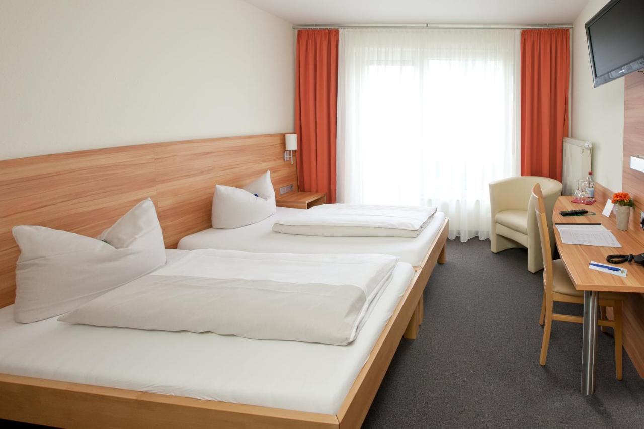 Hotel Weissach Am Neuenbuehl Chambre photo